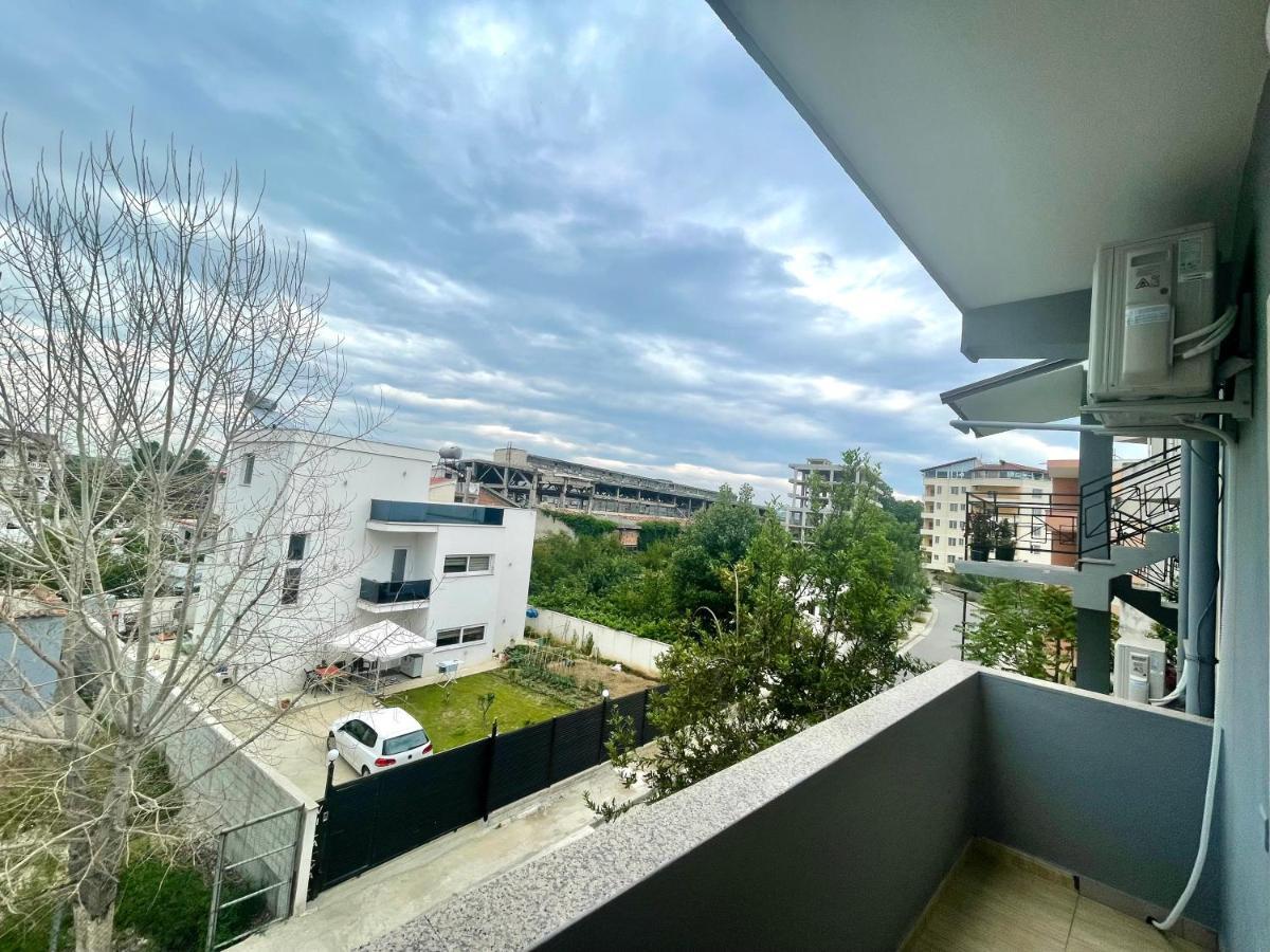 Lumturi Resident Daire Dıraç Dış mekan fotoğraf