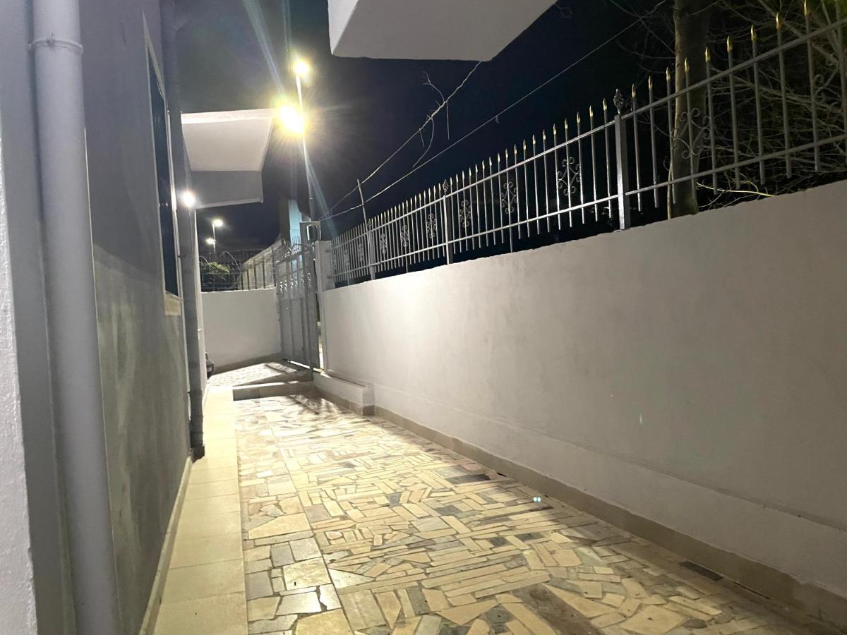 Lumturi Resident Daire Dıraç Dış mekan fotoğraf